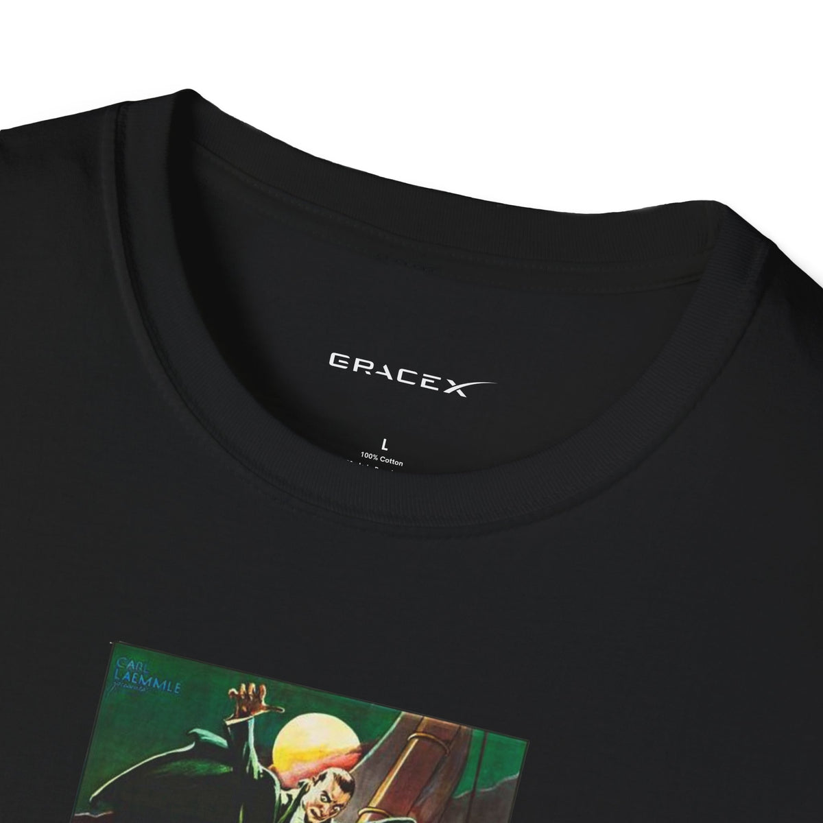 GraceX - Vintage Film Series Tees - Dracula Movie Poster T-Shirt | Unisex Softstyle Tee, Halloween Costume, Gift for Movie Lovers, Retro Graphic Tee
